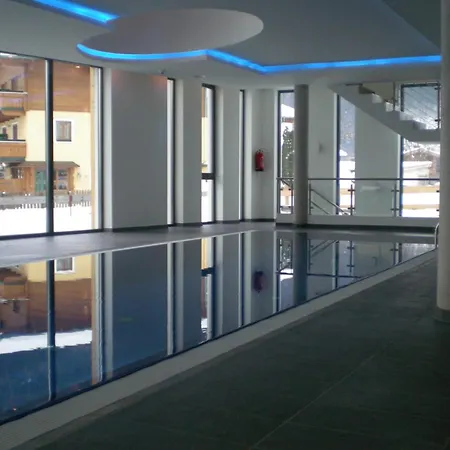 Manuela 7 * ラウリス